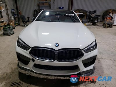 Piąte zdjęcie samochodu w środku: 2020 BMW M8 VIN:WBSAE0C09LCD60450 - miniatura