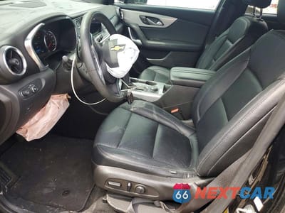 Zdjęcie 7 z 14 samochodu: 2021 CHEVROLET BLAZER 1LT VIN:3GNKBBRA9MS580932 - miniatura