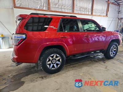 Trzecie zdjęcie samochodu z tyłu: 2020 TOYOTA 4RUNNER TRD OFF-ROAD PREMIUM VIN:JTEBU5JR7L5779844 - miniatura