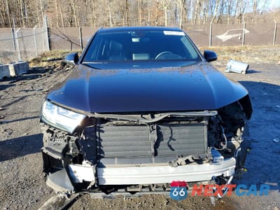 Piąte zdjęcie samochodu w środku: 2019 AUDI Q7 PRESTIGE VIN:WA1VAAF76KD005464 - miniatura