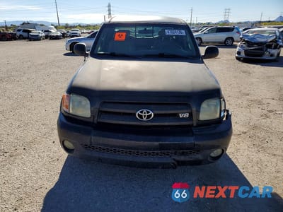 Piąte zdjęcie samochodu w środku: 2003 TOYOTA TUNDRA LIMITED VIN:5TBRT38153S362526 - miniatura