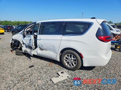 Drugie zdjęcie samochodu z przodu: 2024 CHRYSLER PACIFICA TOURING L VIN:2C4RC1BG2RR151777 - miniatura