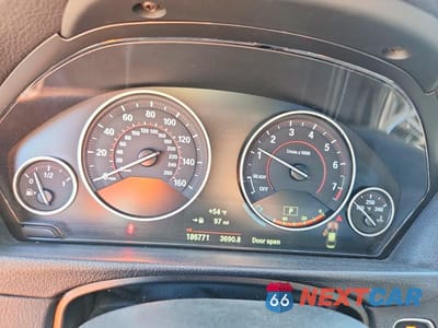 Zdjęcie 9 z 12 samochodu: 2016 BMW 328 I SULEV VIN:WBA8E9C55GK647358 - miniatura