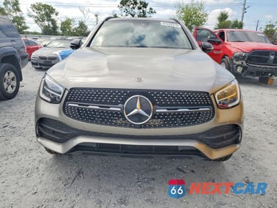 Piąte zdjęcie samochodu w środku: 2021 MERCEDES-BENZ GLC 300 VIN:W1N0G8DB2MV278065 - miniatura