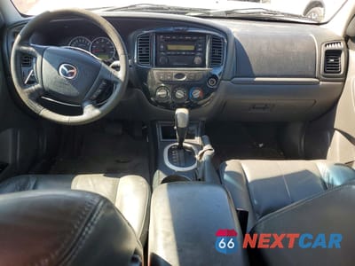 Zdjęcie 8 z 13 samochodu: 2005 MAZDA TRIBUTE S VIN:4F2CZ06175KM49674 - miniatura