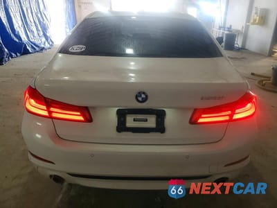 Zdjęcie 6 z 12 samochodu: 2019 BMW 530 I VIN:WBAJA5C58KWW15768 - miniatura