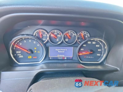 Zdjęcie 9 z 12 samochodu: 2021 CHEVROLET SILVERADO K1500 RST VIN:1GCUYEEL3MZ131211 - miniatura