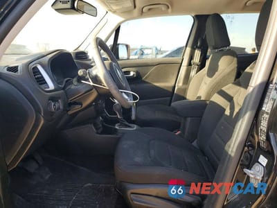 Zdjęcie 7 z 13 samochodu: 2021 JEEP RENEGADE LATITUDE VIN:ZACNJCBB5MPM23091 - miniatura