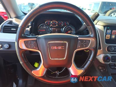 Zdjęcie 11 z 14 samochodu: 2017 GMC YUKON XL C1500 SLT VIN:1GKS1GKC7HR258730 - miniatura