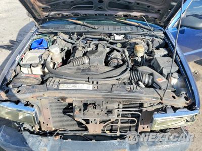Zdjęcie 11 z 12 samochodu: 2000 GMC SONOMA VIN:1GTCS1941Y8189001 - miniatura