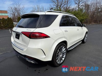 Trzecie zdjęcie samochodu z tyłu: 2020 MERCEDES-BENZ GLE 450 4MATIC VIN:4JGFB5KE8LA082323 - miniatura