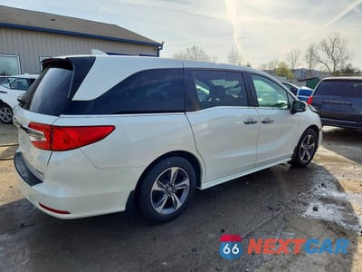 Trzecie zdjęcie samochodu z tyłu: 2018 HONDA ODYSSEY TOURING VIN:5FNRL6H87JB048691 - miniatura