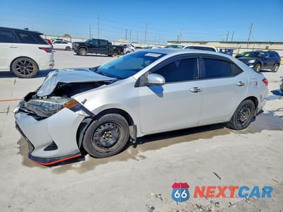 2017 TOYOTA COROLLA LE 5YFBURHE4HP663672 - główne zdjęcie licytacji z USA - miniatura