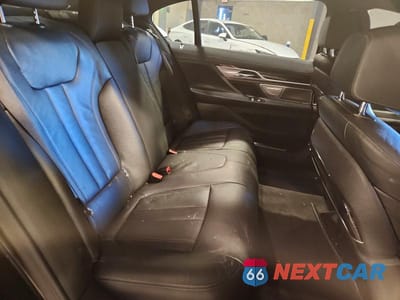 Zdjęcie 10 z 12 samochodu: 2019 BMW 740 XI VIN:WBA7E4C54KGV28694 - miniatura
