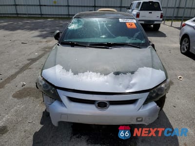 Piąte zdjęcie samochodu w środku: 2011 SCION TC BASE VIN:JTKJF5C72B3022570 - miniatura