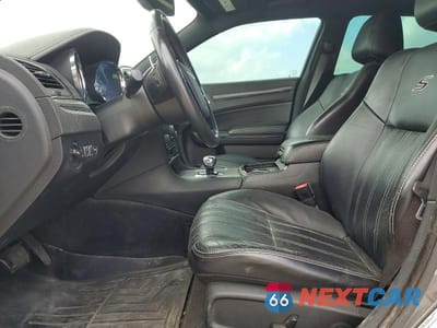 Zdjęcie 7 z 12 samochodu: 2013 CHRYSLER 300 S VIN:2C3CCABG7DH660921 - miniatura