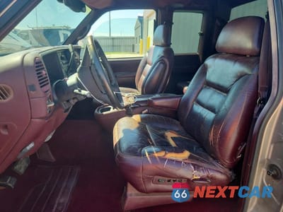 Zdjęcie 7 z 12 samochodu: 1998 CHEVROLET GMT-400 K1500 VIN:2GCEK19RXW1140223 - miniatura