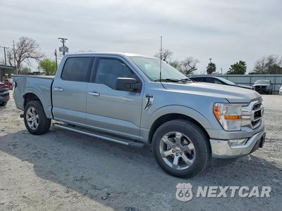 Czwarte zdjęcie samochodu z boku: 2023 FORD F150 SUPERCREW VIN:1FTEW1C53PKE37782 - miniatura