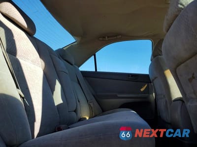 Zdjęcie 10 z 12 samochodu: 2004 TOYOTA CAMRY LE VIN:4T1BE32K64U806252 - miniatura