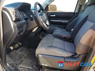 Zdjęcie 7 z 12 samochodu: 2017 TOYOTA TUNDRA SR5 4.6L V8 VIN:5TFEM5F13HX119753 - miniatura