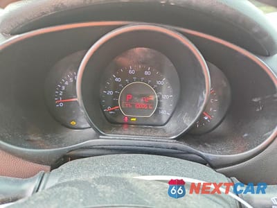 Zdjęcie 9 z 13 samochodu: 2018 KIA SOUL + VIN:KNDJP3A55J7901062 - miniatura