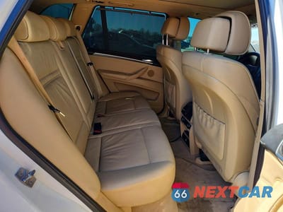 Zdjęcie 11 z 12 samochodu: 2011 BMW X5 XDRIVE35I VIN:5UXZV4C55BL404130 - miniatura