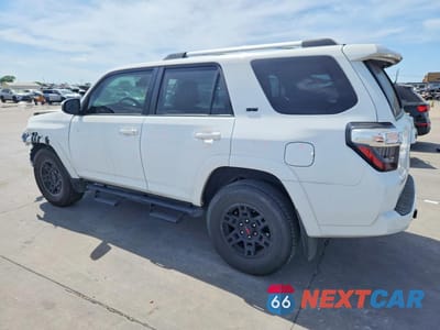 Drugie zdjęcie samochodu z przodu: 2023 TOYOTA 4RUNNER SR5 VIN:JTEEU5JR7P5292341 - miniatura