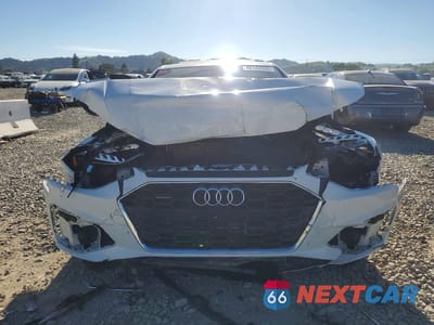 Piąte zdjęcie samochodu w środku: 2022 AUDI A4 PREMIUM PLUS 45 VIN:WAUEAAF42NN014640 - miniatura