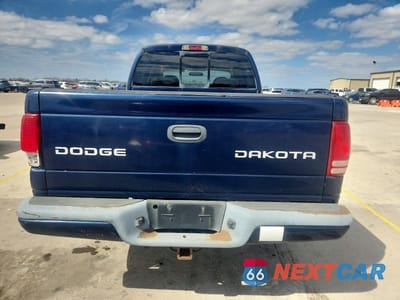 Zdjęcie 6 z 12 samochodu: 2003 DODGE DAKOTA QUAD SPORT VIN:1D7HG38N83S237267 - miniatura
