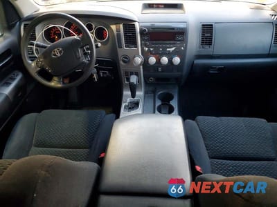 Zdjęcie 8 z 12 samochodu: 2010 TOYOTA TUNDRA GRADE VIN:5TFUW5F14AX129204 - miniatura