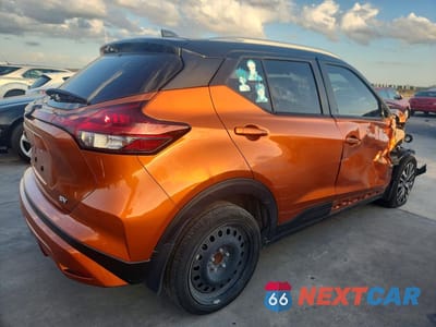 Trzecie zdjęcie samochodu z tyłu: 2023 NISSAN KICKS SV VIN:3N1CP5CVXPL539514 - miniatura