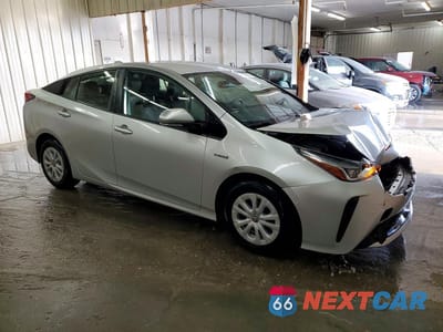 Czwarte zdjęcie samochodu z boku: 2020 TOYOTA PRIUS LE VIN:JTDKARFU9L3107927 - miniatura