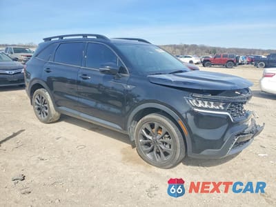Czwarte zdjęcie samochodu z boku: 2022 KIA SORENTO X-LINE EX VIN:5XYRHDLF1NG106370 - miniatura