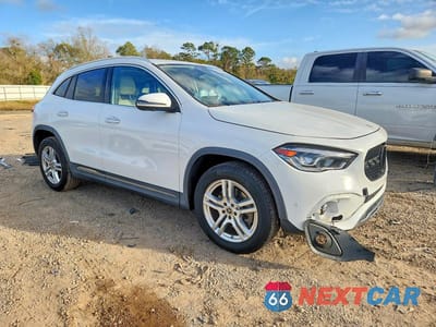 Czwarte zdjęcie samochodu z boku: 2023 MERCEDES-BENZ GLA 250 VIN:W1N4N4GB2PJ439036 - miniatura