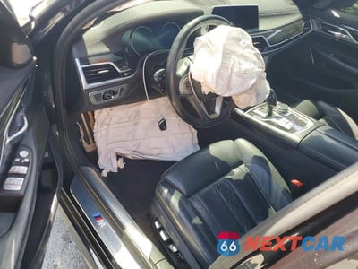 Zdjęcie 8 z 12 samochodu: 2019 BMW 750 I VIN:WBA7F0C5XKGM25835 - miniatura
