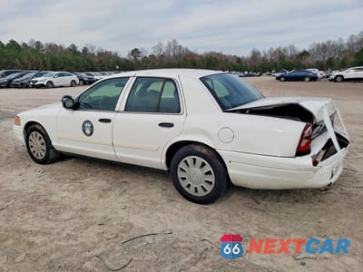 Drugie zdjęcie samochodu z przodu: 2009 FORD CROWN VICTORIA POLICE INTERCEPTOR VIN:2FAHP71V89X126113 - miniatura