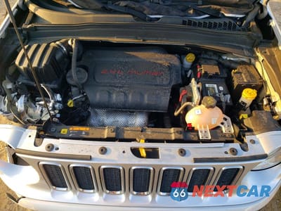 Zdjęcie 12 z 13 samochodu: 2016 JEEP RENEGADE LIMITED VIN:ZACCJBDT8GPC60547 - miniatura