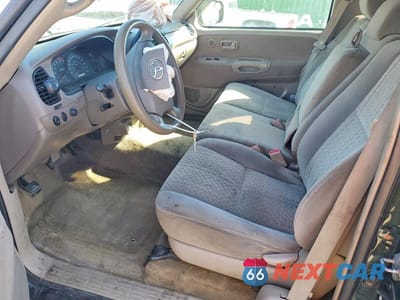 Zdjęcie 7 z 11 samochodu: 2005 TOYOTA TUNDRA SR5 VIN:5TBBT44195S460300 - miniatura