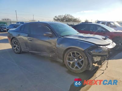 Czwarte zdjęcie samochodu z boku: 2016 DODGE CHARGER R VIN:2C3CDXCT2GH110302 - miniatura