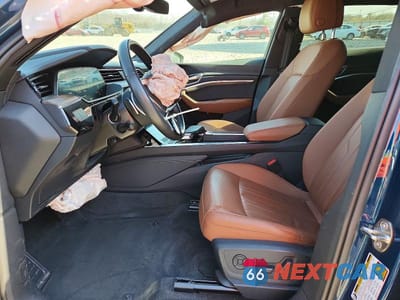 Zdjęcie 7 z 13 samochodu: 2023 AUDI E-TRON PREMIUM VIN:WA1AAAGE3PB019627 - miniatura