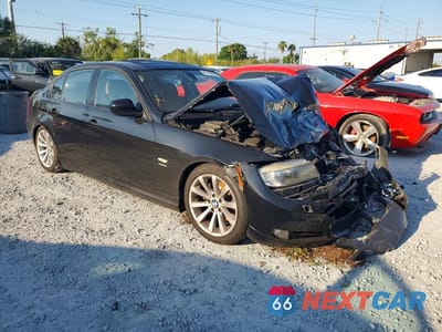 Czwarte zdjęcie samochodu z boku: 2011 BMW 328 XI SULEV VIN:WBAPK5G50BNN24534 - miniatura