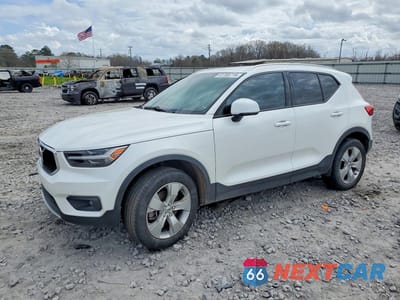 2022 VOLVO XC40 T5 MOMENTUM YV4162UK1N2764152 - główne zdjęcie licytacji z USA - miniatura