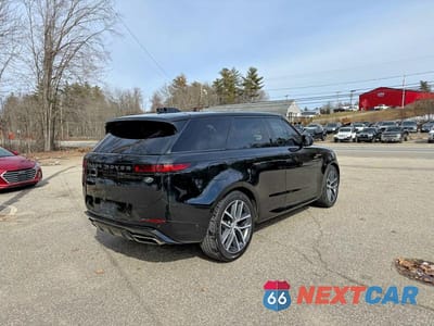 Czwarte zdjęcie samochodu z boku: 2023 LAND ROVER RANGE ROVER SPORT DYNAMIC SE VIN:SAL1L9FU1PA110336 - miniatura