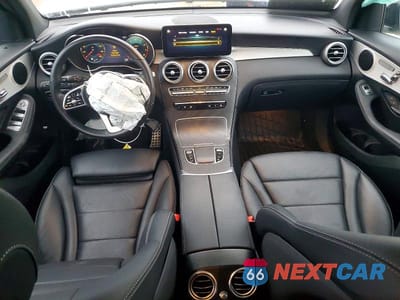 Zdjęcie 8 z 13 samochodu: 2022 MERCEDES-BENZ GLC 300 4MATIC VIN:W1N0G8EB7NV369316 - miniatura