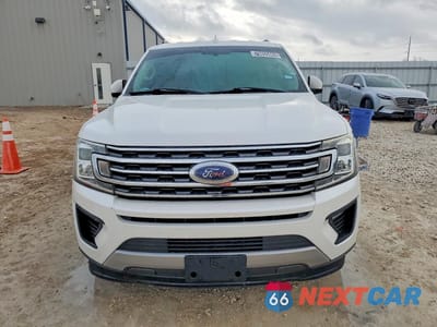 Piąte zdjęcie samochodu w środku: 2018 FORD EXPEDITION XLT VIN:1FMJU1HT5JEA40751 - miniatura