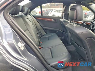 Zdjęcie 10 z 12 samochodu: 2011 MERCEDES-BENZ C 300 4MATIC VIN:WDDGF8BB5BR167680 - miniatura
