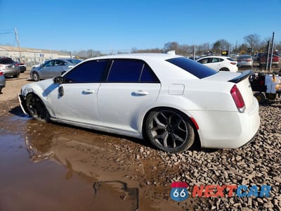 Drugie zdjęcie samochodu z przodu: 2021 CHRYSLER 300 S VIN:2C3CCABG4MH523659 - miniatura
