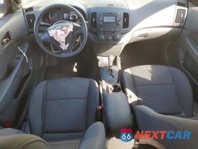 Zdjęcie 8 z 12 samochodu: 2011 HYUNDAI ELANTRA TOURING GLS VIN:KMHDB8AE8BU105347 - miniatura