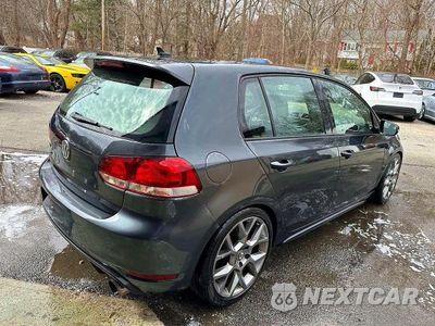 Czwarte zdjęcie samochodu z boku: 2013 VOLKSWAGEN GTI VIN:WVWGV7AJ6DW133817 - miniatura
