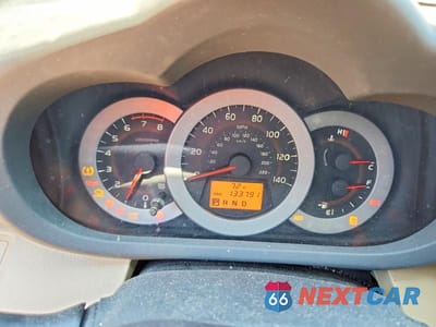 Zdjęcie 9 z 13 samochodu: 2010 TOYOTA RAV4 BASE VIN:2T3ZF4DV7AW042326 - miniatura
